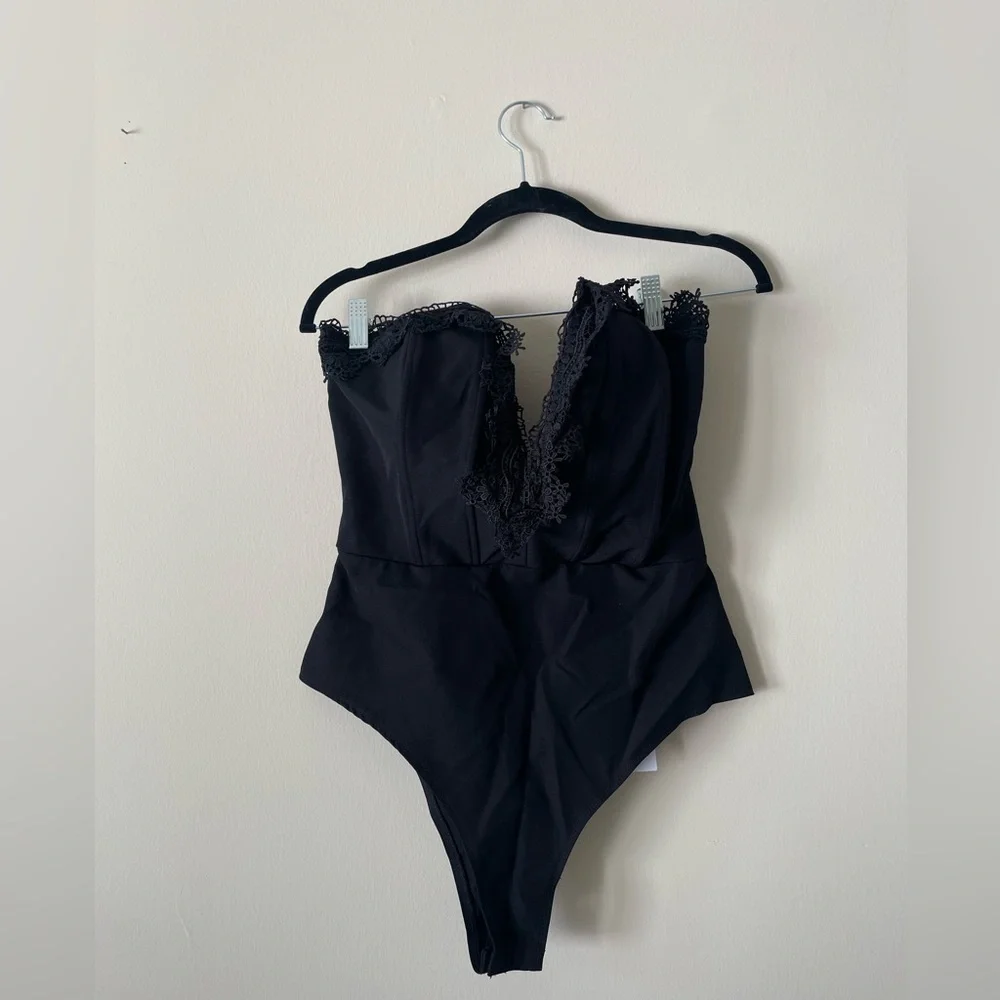 NWT Nichole Lynel The Label Bodysuit In Black - Picture 3 of 12